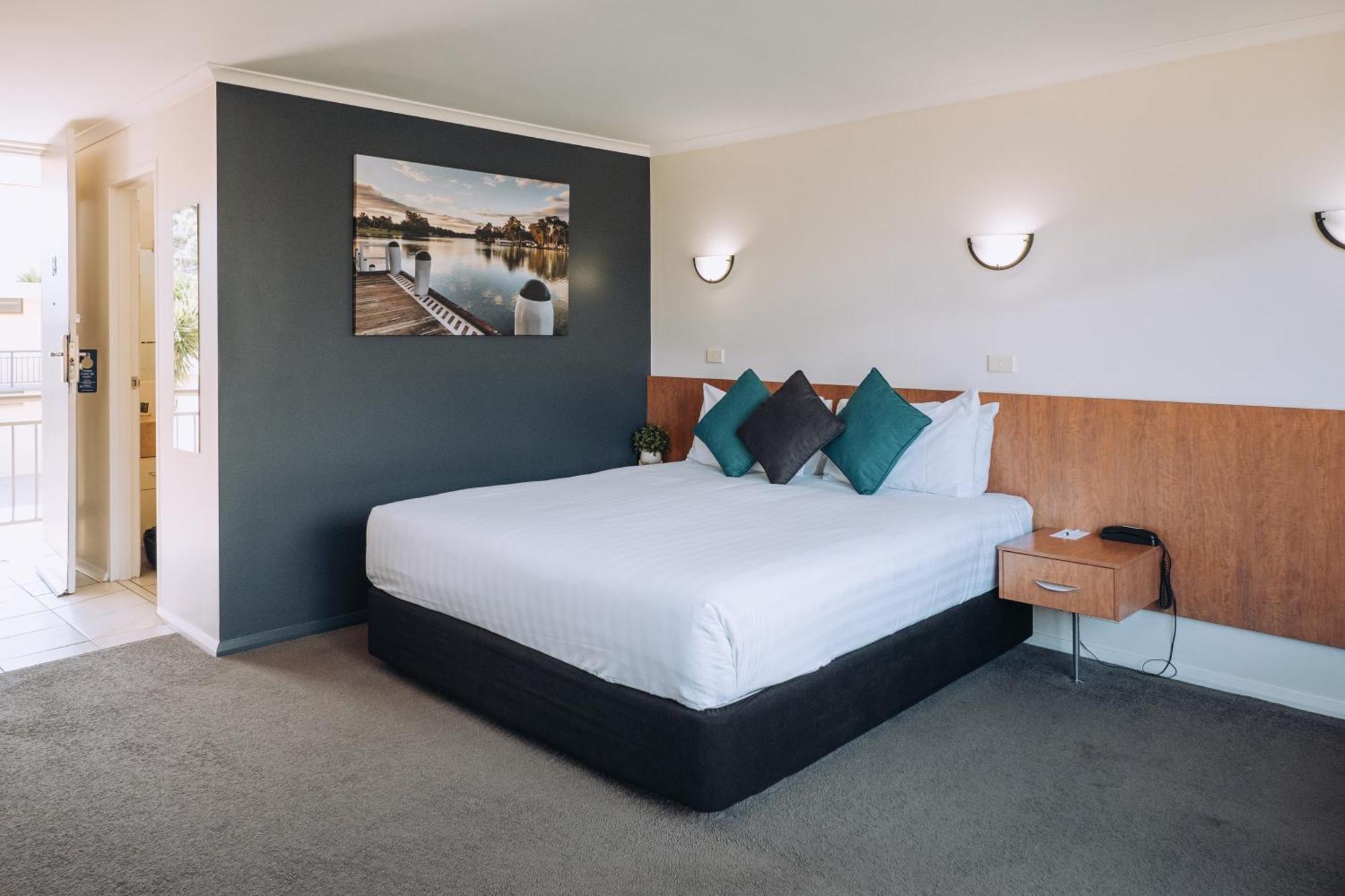 מילדורה Best Western Chaffey Motor Inn חדר תמונה